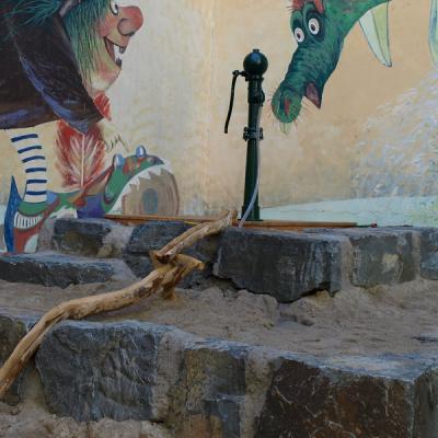 Wasser, ein Magnet für Kinder, zum spielen und matschen, Kita Tigerente