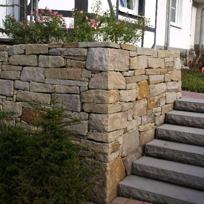 Unsere filigrane Trockenmauer