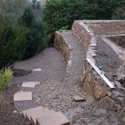 10 Tage später sind alle Mauern gesetzt …